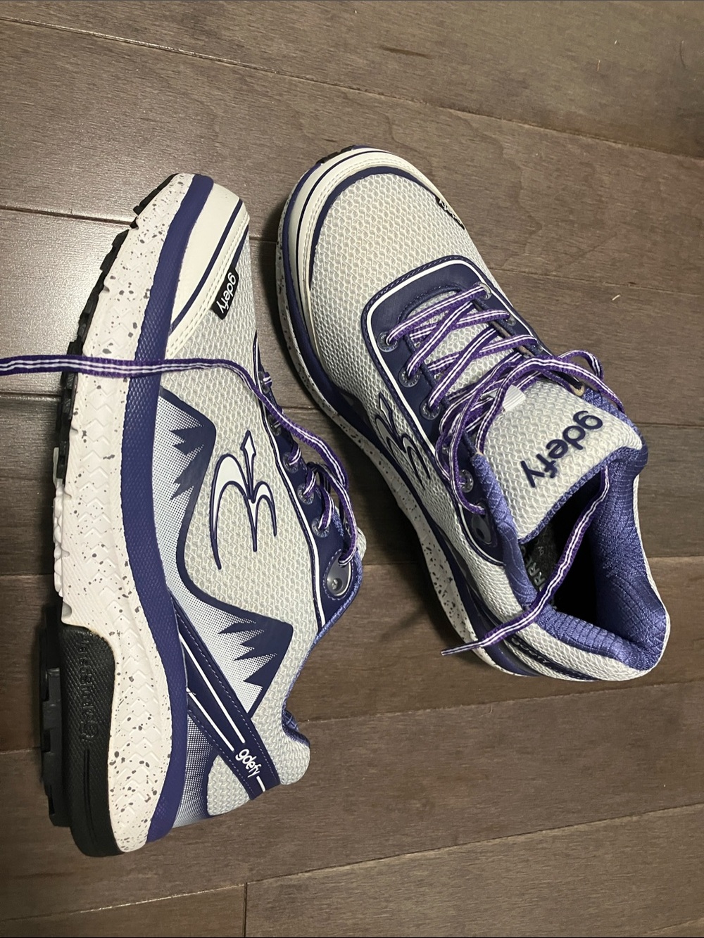 Gdefy  Women's Athletic Sneakers - NWOT White Gray & Purple size 9